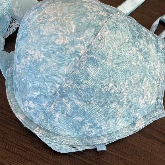 Victoria's Secret Push Up Convertible Light Blue Lace Mesh Bra - Picture 2 of 12